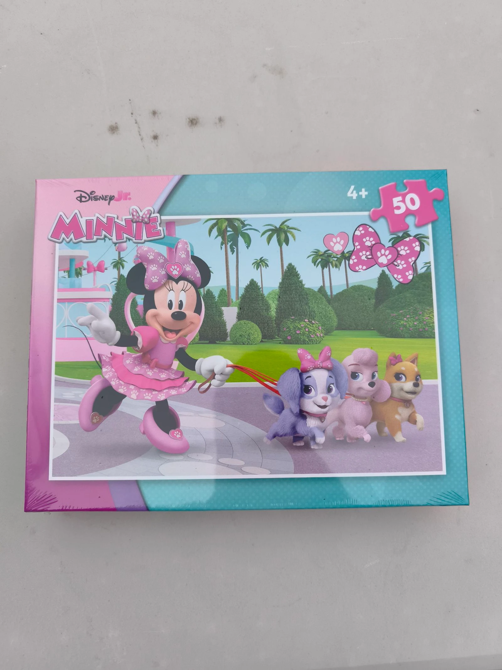 Puzzle Minnie 50pieces neuf